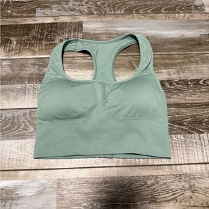 NVGTN Sage Green Ignite Bra Seamless Size S Workout Gym Athleisure